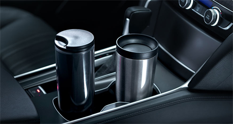 Các hộc đựng đồ tại đại lý Toyota Vinh