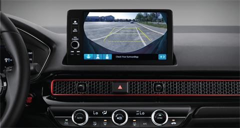 Camera lùi  tại đại lý Toyota Vinh