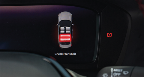 Chức năng nhắc nhở kiểm tra hàng ghế sau tại đại lý Toyota Vinh