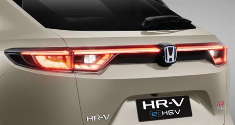Cụm đèn hậu tại đại lý Toyota Vinh