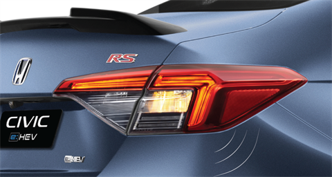 Đèn báo phanh khẩn cấp  tại đại lý Toyota Vinh