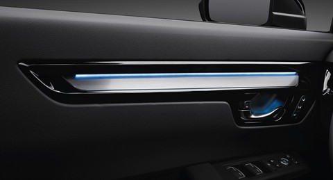 Đèn trang trí nội thất tại đại lý Toyota Vinh