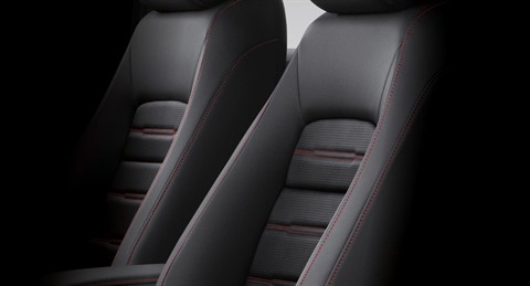Ghế da tại đại lý Toyota Vinh