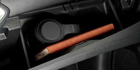 Hộc đựng đồ tại đại lý Toyota Vinh